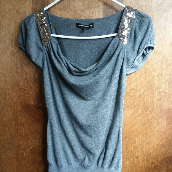 Express Tops - 💖 Express Gray Boat Swooped Neck Shirt